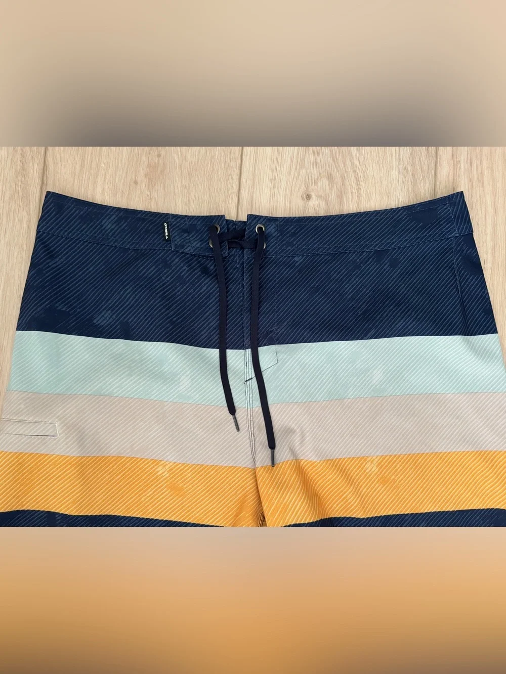 O’Neill men’s 36 Hyperfreak board shorts swim trunks surf striped EUC